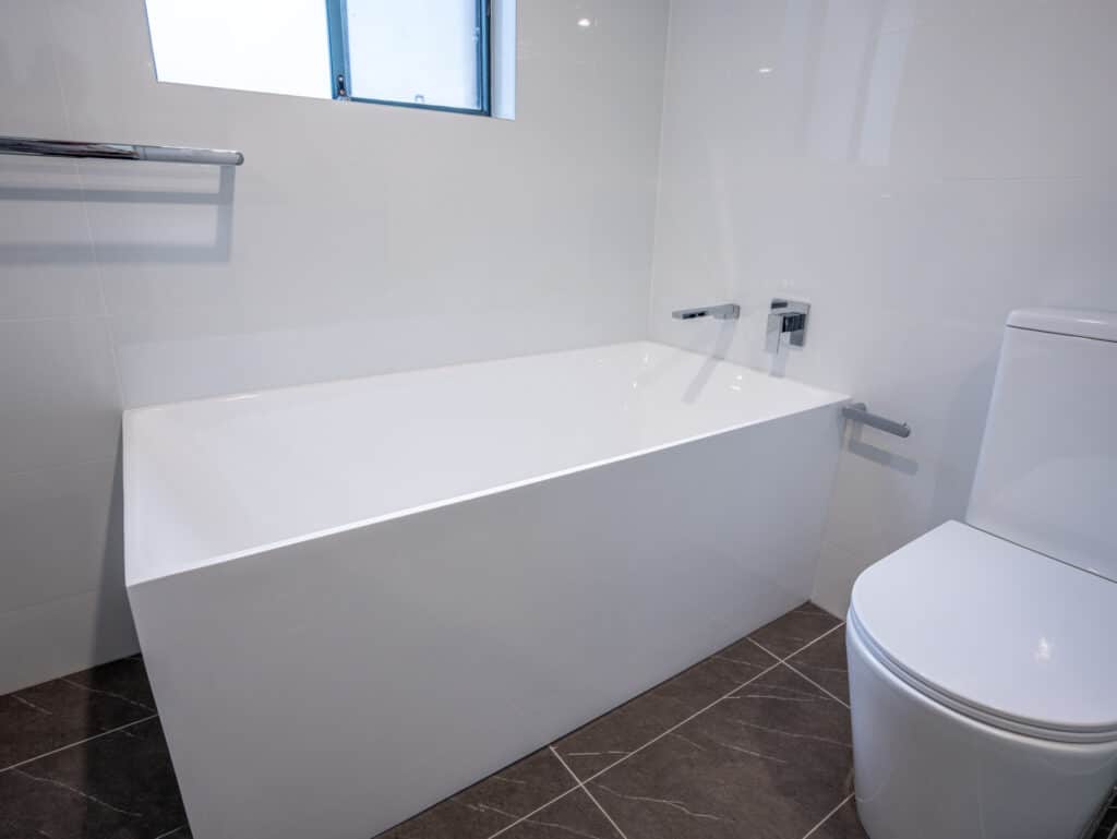 Why Sydney Homeowners Choose Us for Bathtub Replacement