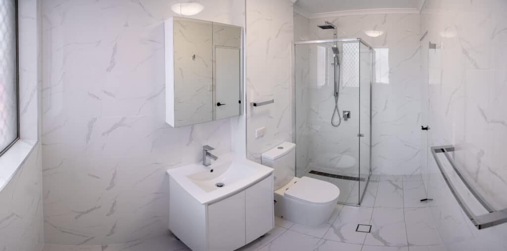Minimalist Enclosures in Modern Toilet Layout Design